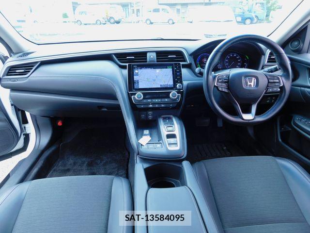 Honda INSIGHT 2019-07 8230415-1