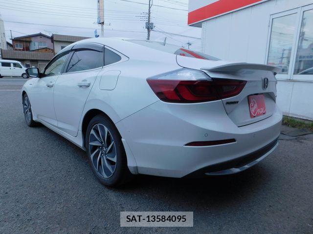 Honda INSIGHT 2019-07 8230415-4