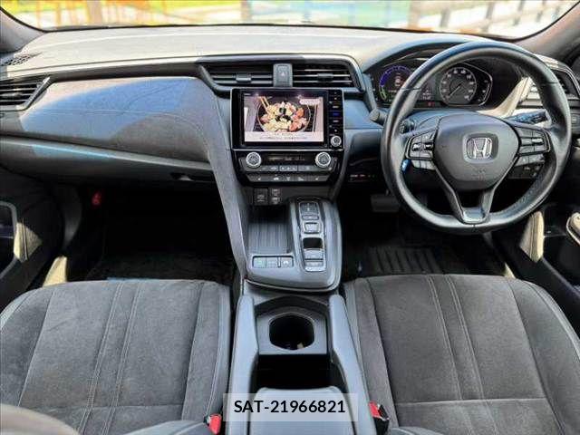 Honda INSIGHT 2019-01 8230414-1