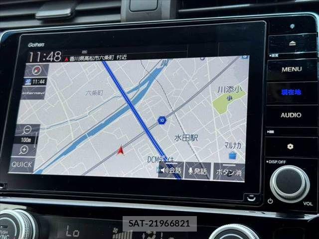 Honda INSIGHT 2019-01 8230414-2