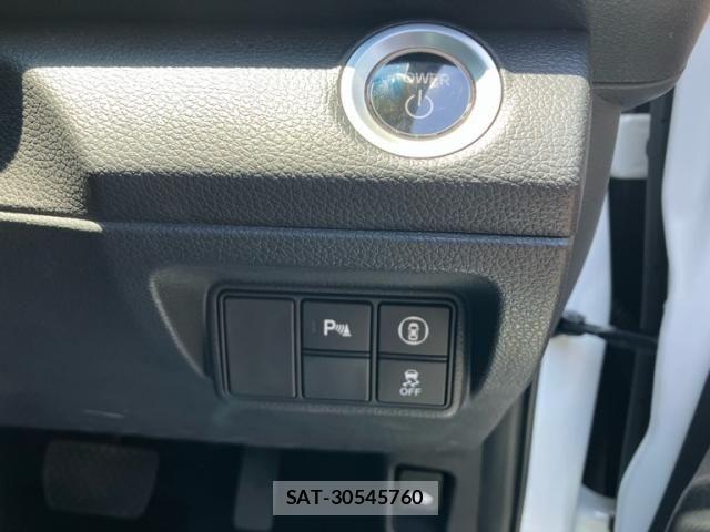 Honda INSIGHT 2022-09 8230413-19