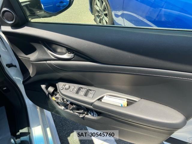 Honda INSIGHT 2022-09 8230413-20