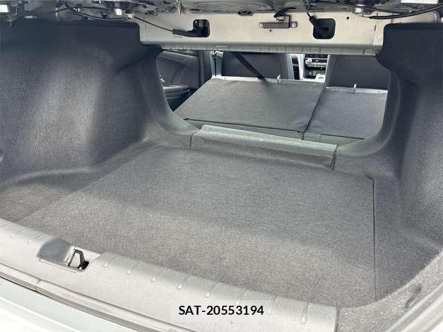 Honda INSIGHT 2019-10 8314876-13