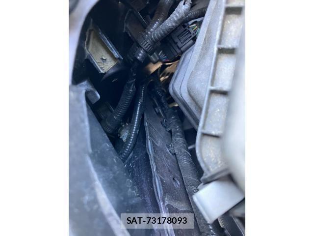 Honda INSIGHT 2021-08 8314875-23