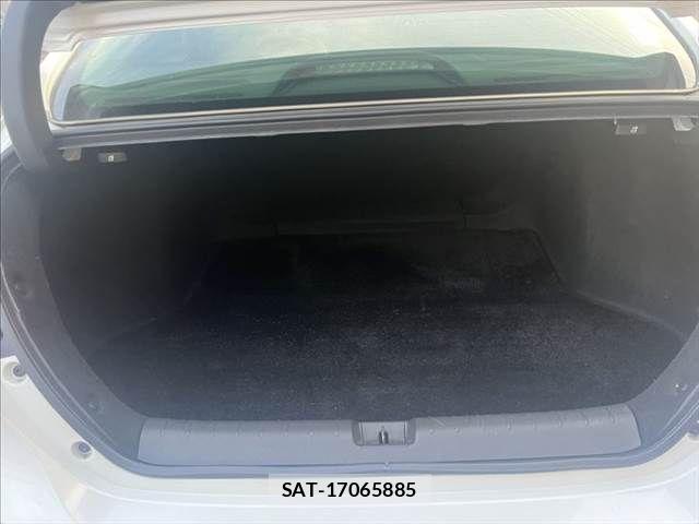 Honda INSIGHT 2019-08 8314877-9