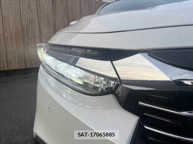 Honda INSIGHT 2019-08 8314877-29