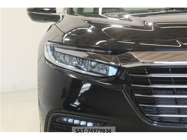 Honda INSIGHT 2019-05 8336284-18