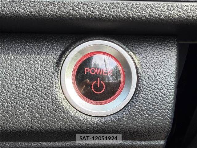 Honda INSIGHT 2019-02 8525278-13
