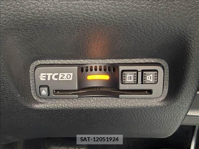 Honda INSIGHT 2019-02 8525278-16