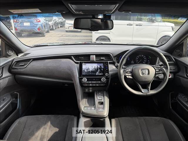 Honda INSIGHT 2019-02 8525278-1