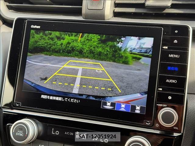 Honda INSIGHT 2019-02 8525278-2