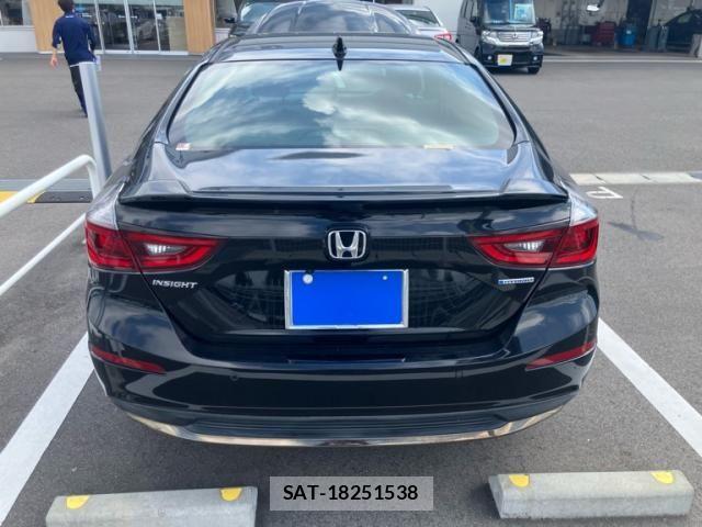 Honda INSIGHT 2019-05 8562220-14