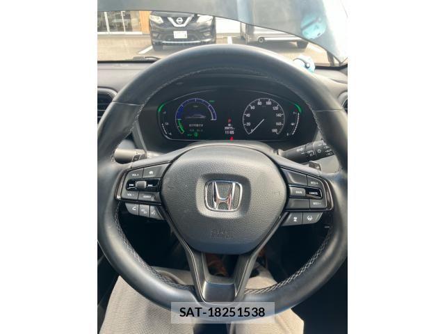 Honda INSIGHT 2019-05 8562220-16