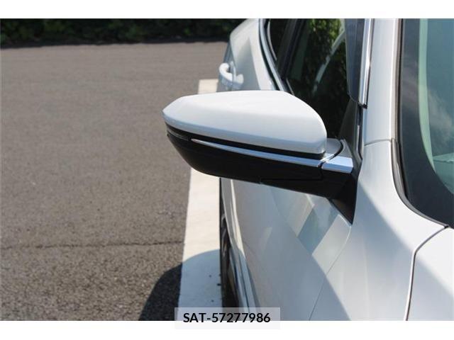 Honda INSIGHT 2023-01 8562219-15