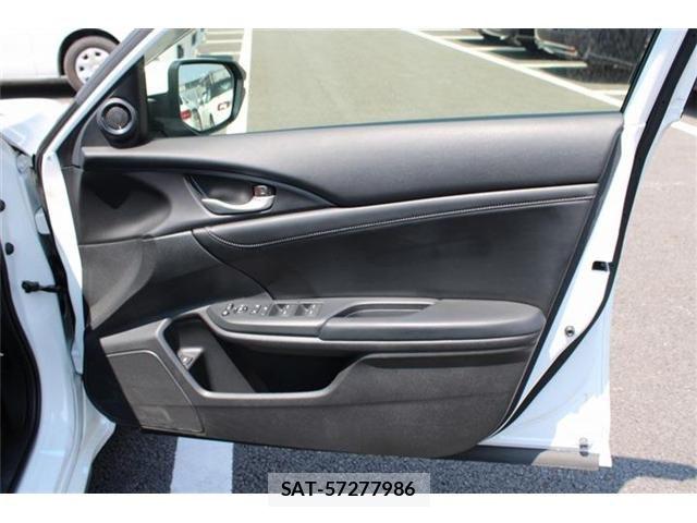 Honda INSIGHT 2023-01 8562219-21