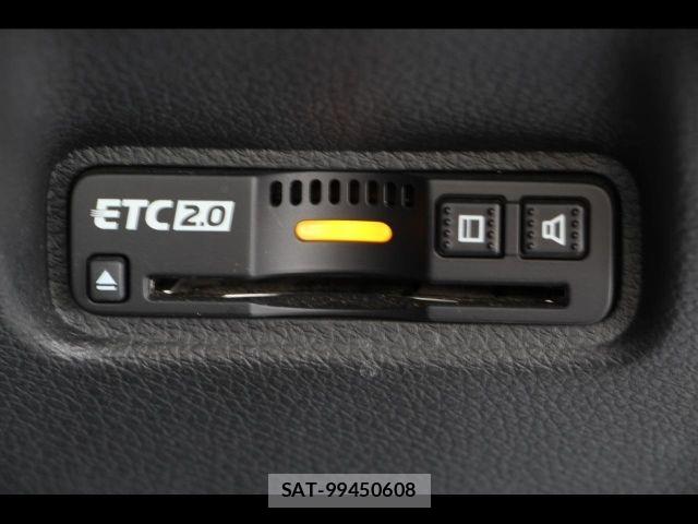 Honda INSIGHT 2019-03 8685731-20