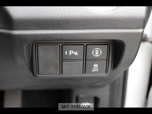 Honda INSIGHT 2019-03 8685731-21