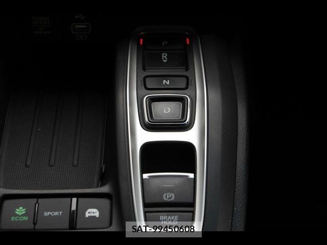 Honda INSIGHT 2019-03 8685731-25