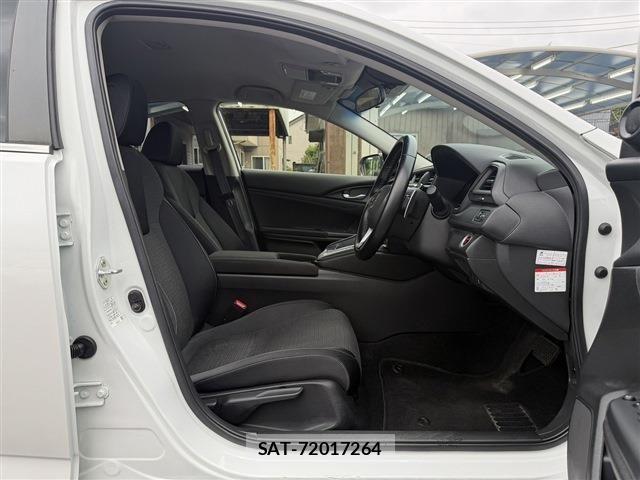 Honda INSIGHT 2020-06 8685733-22