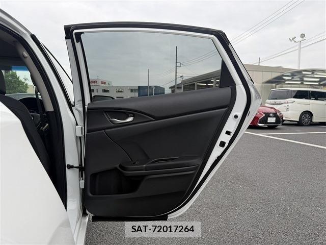 Honda INSIGHT 2020-06 8685733-24
