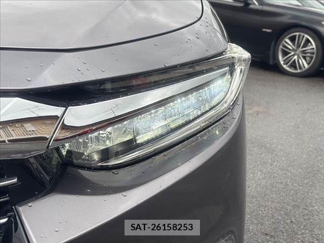 Honda INSIGHT 2019-01 8849397-11