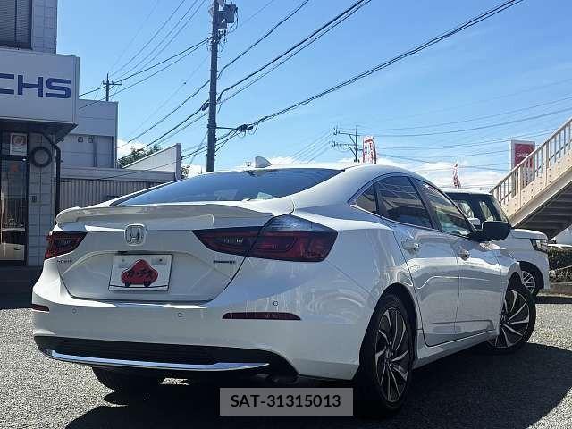 Honda INSIGHT 2019-02 8880179-2