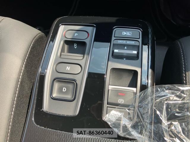 Honda INSIGHT 2026-06 8336286-16