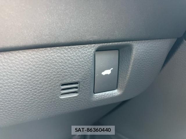 Honda INSIGHT 2026-06 8336286-20