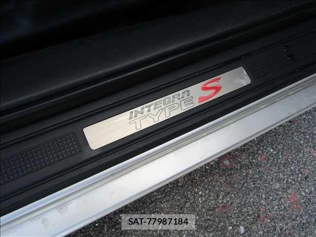 Honda INTEGRA 2006-06 492556-18