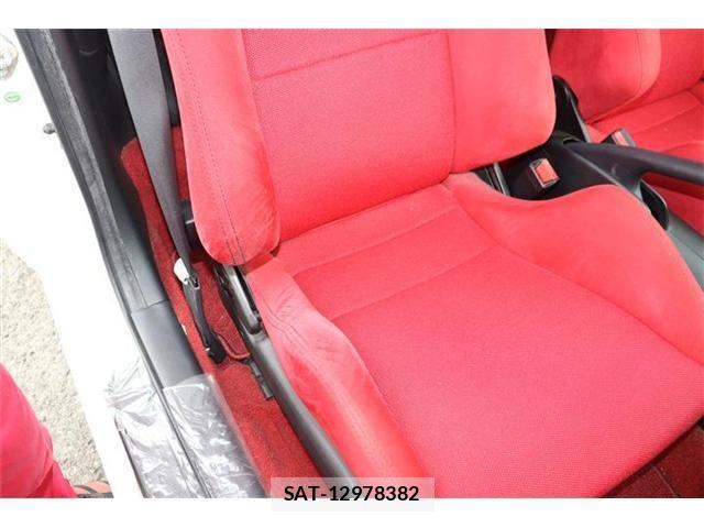 Honda INTEGRA 2006-07 1281798-9