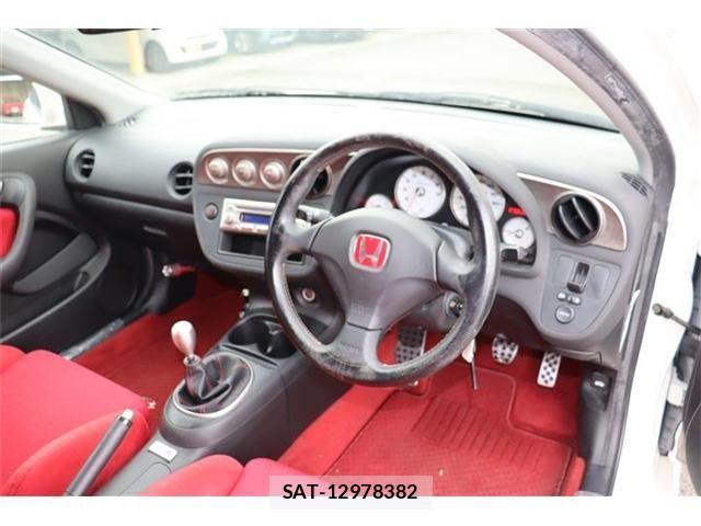 Honda INTEGRA 2006-07 1281798-10