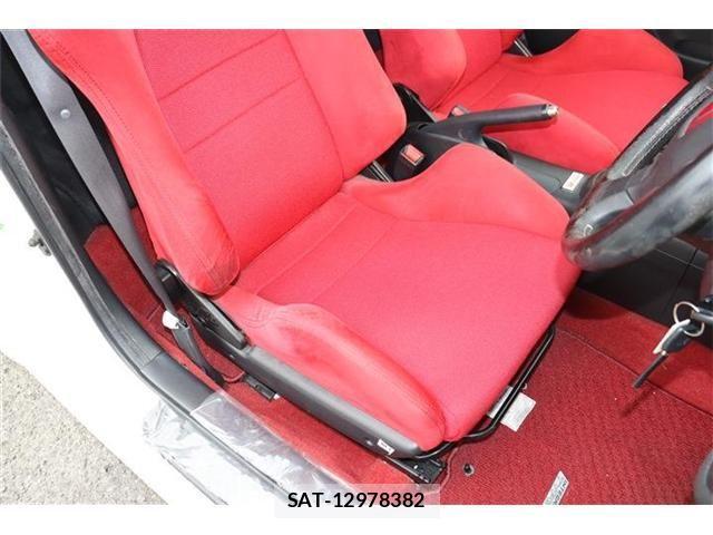Honda INTEGRA 2006-07 1281798-8