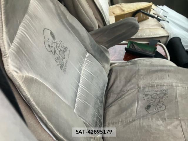 Toyota IPSUM 2004-03 7058946-13
