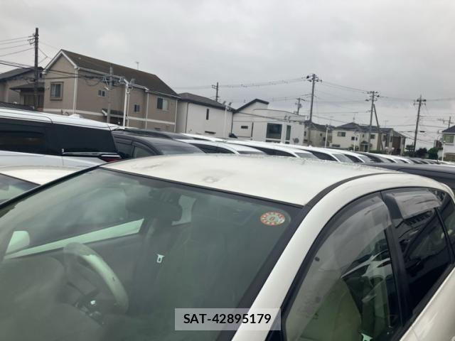 Toyota IPSUM 2004-03 7058946-4