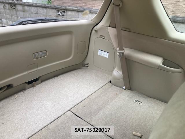 Toyota IPSUM 2005-06 7358174-9