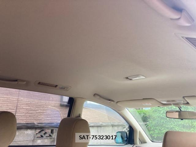 Toyota IPSUM 2005-06 7358174-10