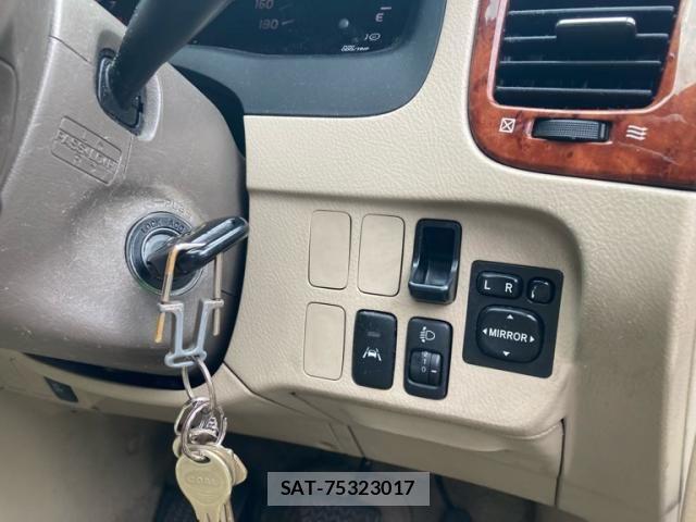 Toyota IPSUM 2005-06 7358174-14