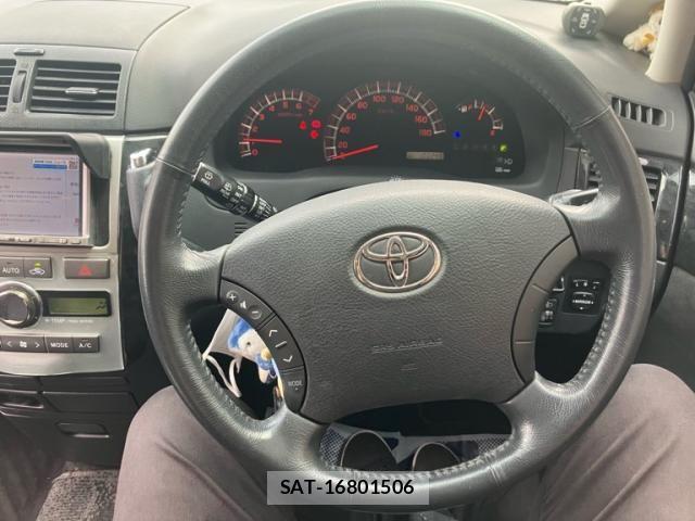 Toyota IPSUM 2005-07 7392444-19