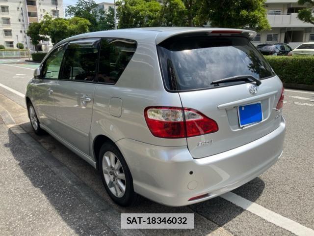 Toyota IPSUM 2004-03 7902756-2