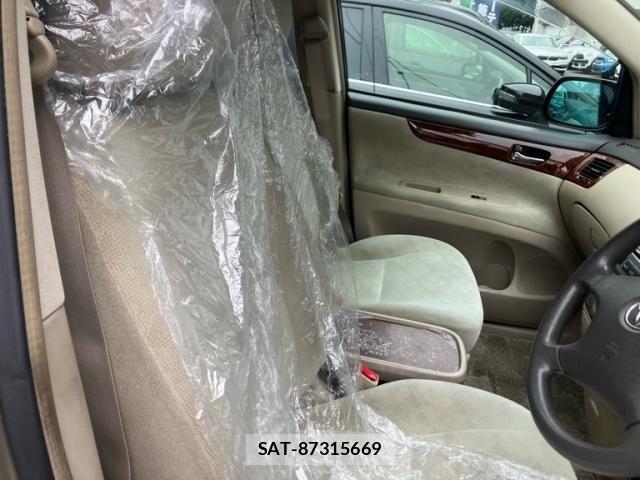 Toyota IPSUM 2001-06 8036082-9