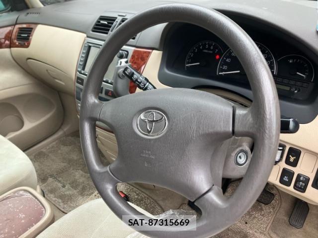 Toyota IPSUM 2001-06 8036082-10