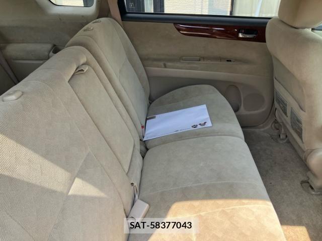 Toyota IPSUM 2001-10 8099739-13