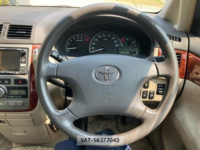 Toyota IPSUM 2001-10 8099739-15