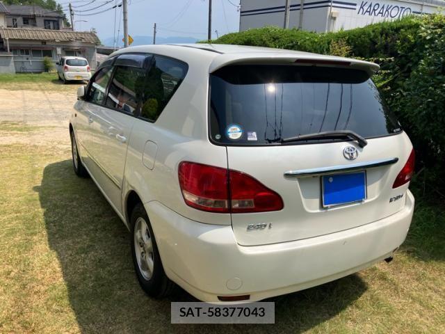 Toyota IPSUM 2001-10 8099739-3
