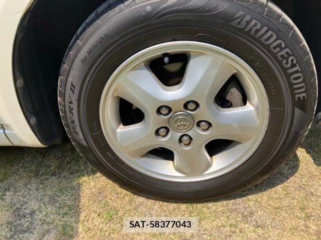 Toyota IPSUM 2001-10 8099739-4