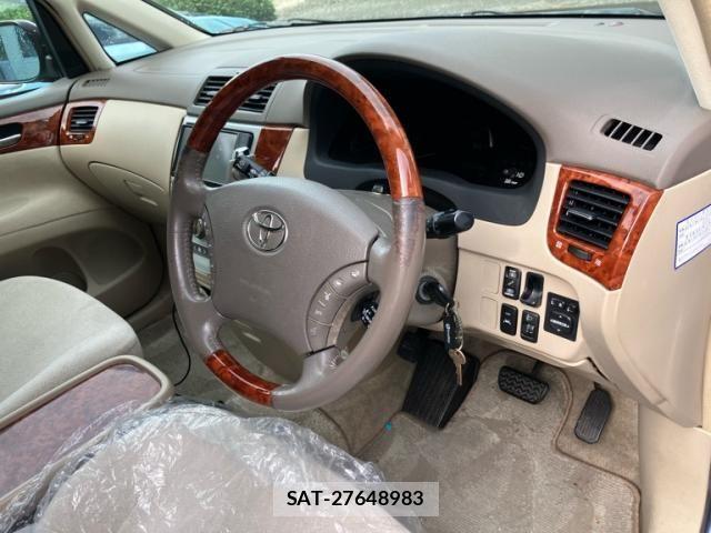 Toyota IPSUM 2003-11 8742836-15