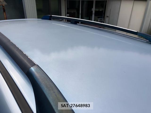 Toyota IPSUM 2003-11 8742836-19