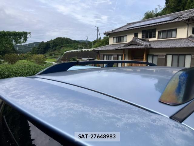 Toyota IPSUM 2003-11 8742836-5