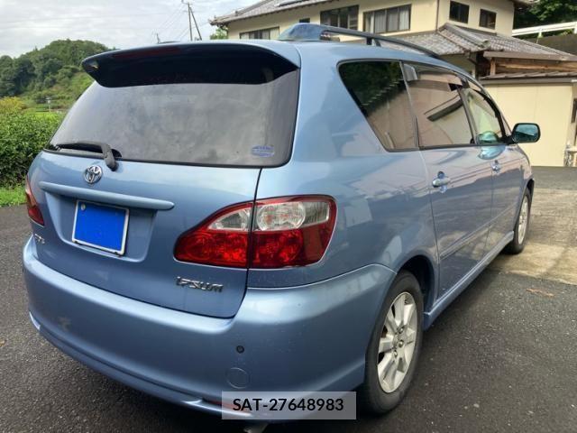 Toyota IPSUM 2003-11 8742836-8