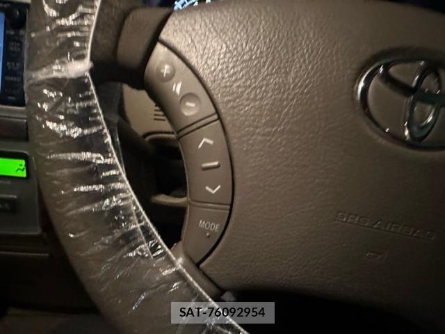 Toyota IPSUM 2006-02 8871202-18